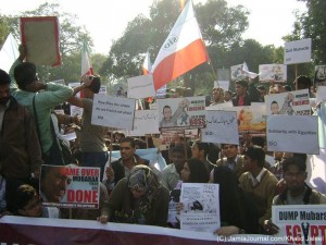 In Solidarity Protest - Egyptian Embassy - 02 Feb 2011 033