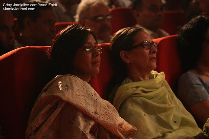 91 Foundation Day - Jamia - 29 Oct 2011 - Asad Zaidi (41)